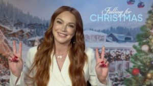 Lindsay Lohan binge loves Real Housewives, The Bachelor, Bachelor In Paradise, Amanda Seyfried, Bravo, Andy Cohen, Celebrity, Real Housewives